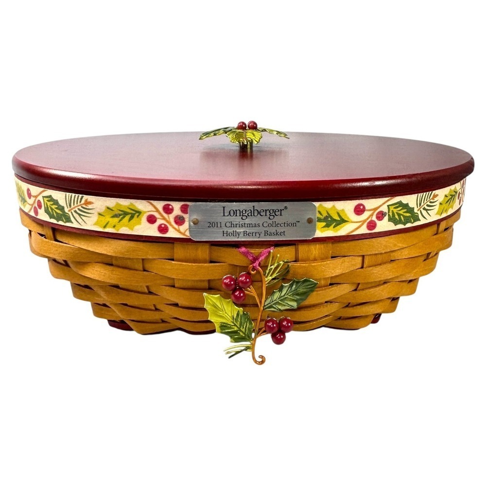 Longaberger Holly Berry Basket 2011 Christmas w/ Lid Liner Protector Tie-on Tags